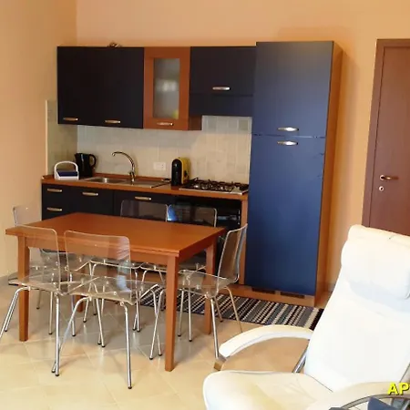 Apartment La Casa Di Lisa 2 *